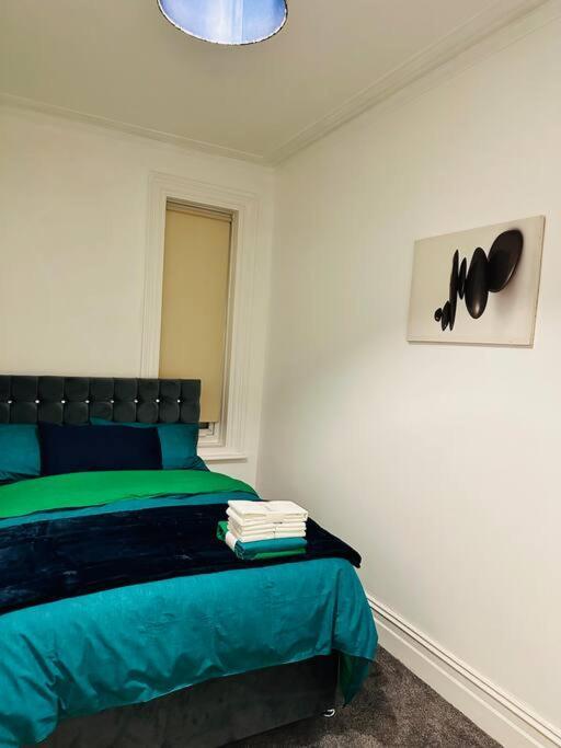 Bespoke 2 Bedroom Apt Derby City Bagian luar foto