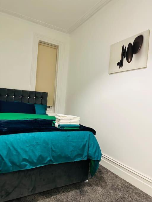 Bespoke 2 Bedroom Apt Derby City Bagian luar foto
