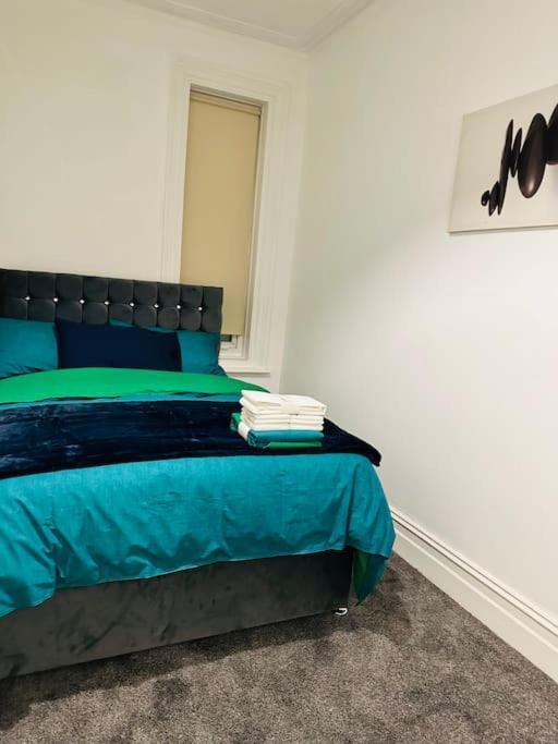Bespoke 2 Bedroom Apt Derby City Bagian luar foto