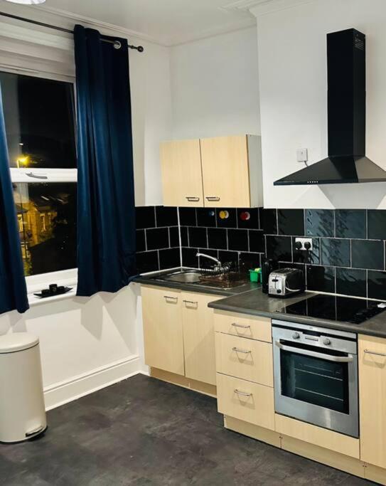 Bespoke 2 Bedroom Apt Derby City Bagian luar foto