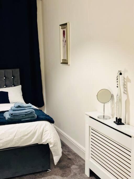 Bespoke 2 Bedroom Apt Derby City Bagian luar foto