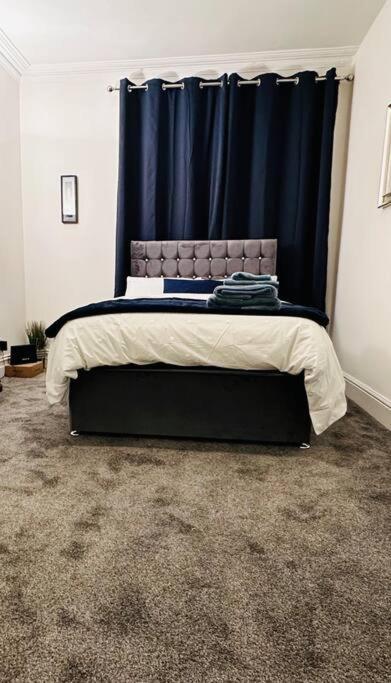 Bespoke 2 Bedroom Apt Derby City Bagian luar foto