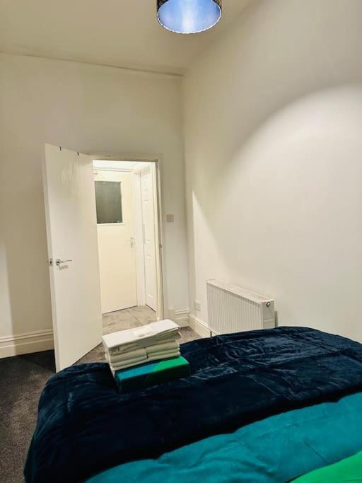 Bespoke 2 Bedroom Apt Derby City Bagian luar foto